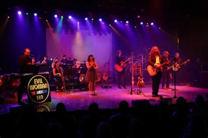 Jeff Lynne: The Musical Genius Behind the Electric Light Orchestra